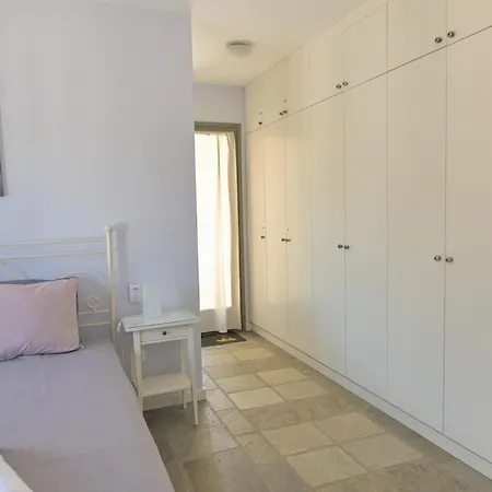 Santa Friday Villa Epidaurosz